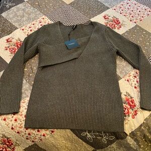 NWT! Gray sweater. Heavy knit. Size Large.